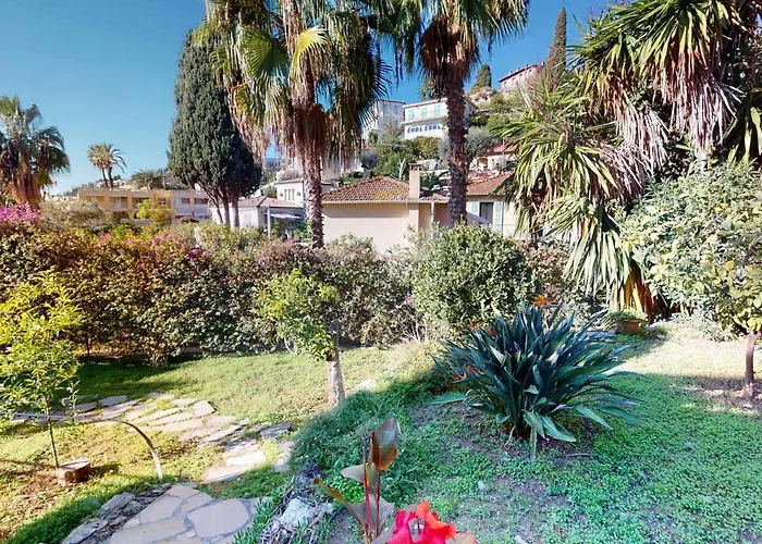 Confort 2 Pieces Avec Terrasse Et Jardin A - Fr-1-196-313 مينتون